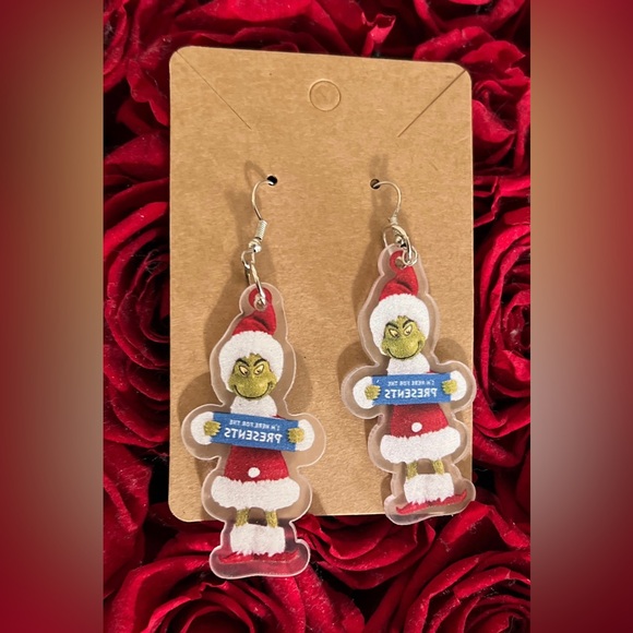 Christmas “The Grinch” Epoxy Earrings with sign “im here for the presents” - Picture 2 of 2